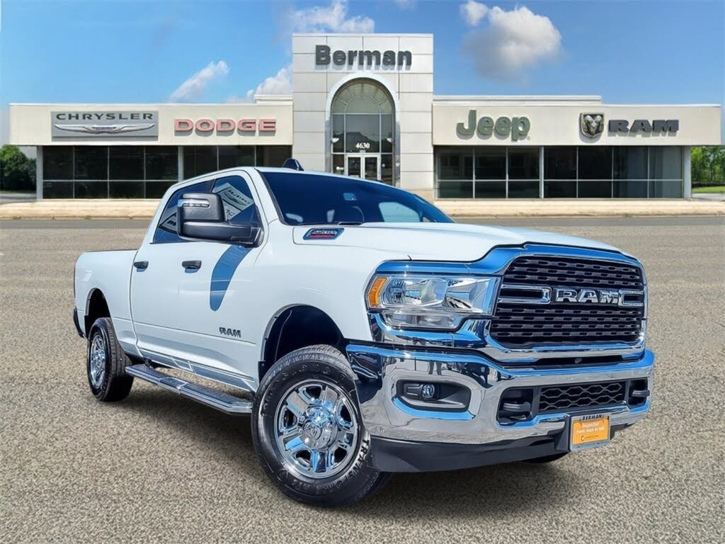 2024 RAM 2500 Big Horn Crew Cab 4WD