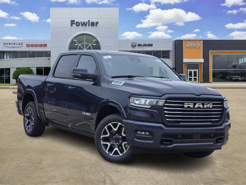 2026 RAM 1500 Laramie Crew Cab 4WD