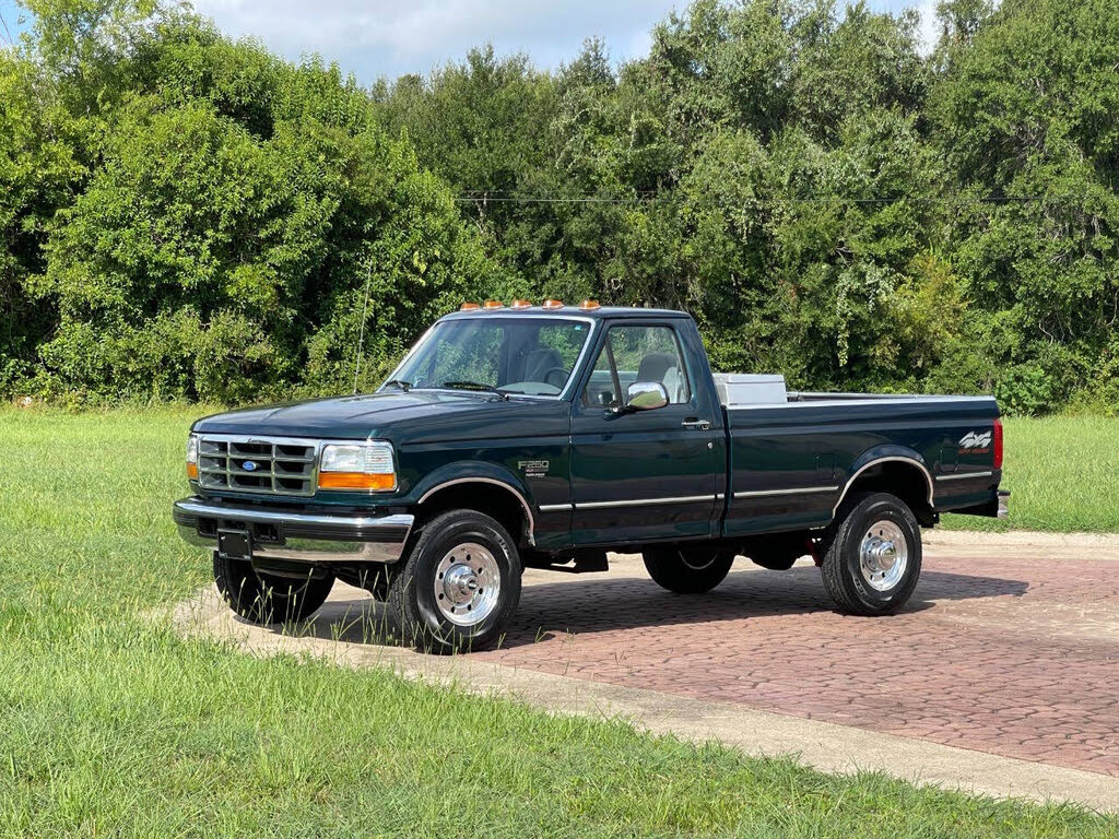 1995 Ford F-250 XLT Standard Cab LB 4WD