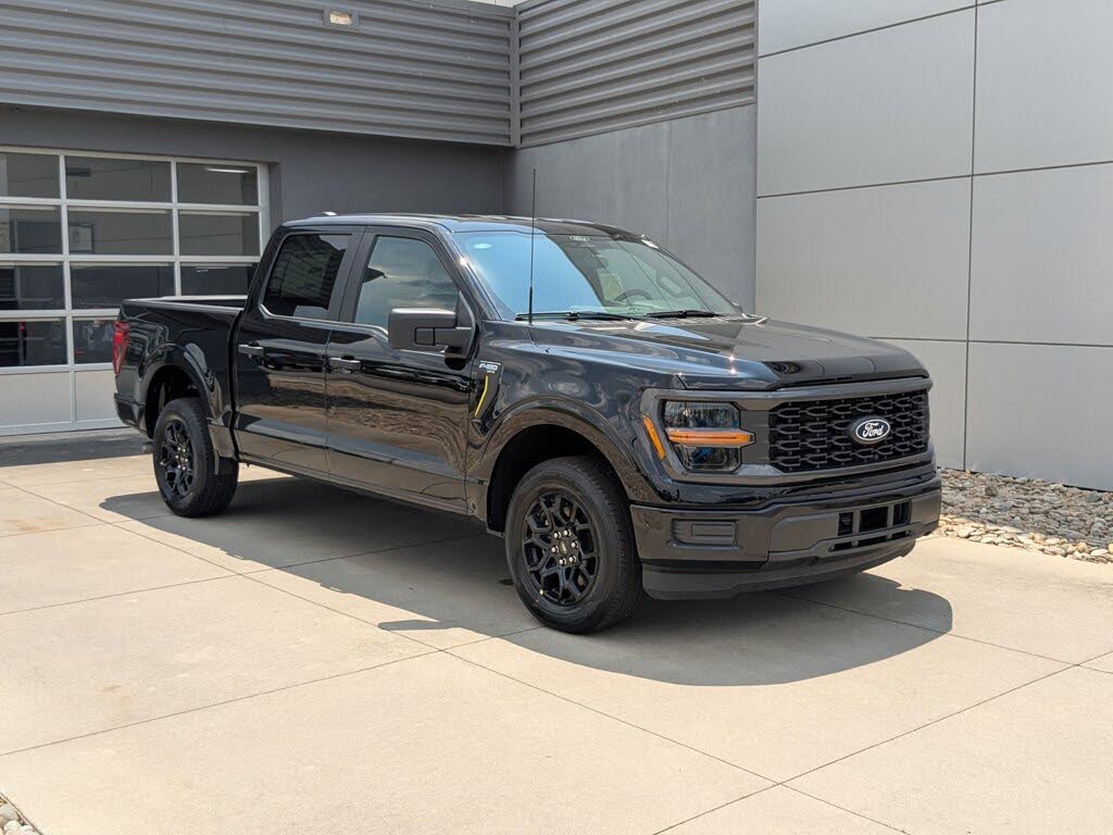 2025 Ford F-150 STX 4dr SuperCrew RWD