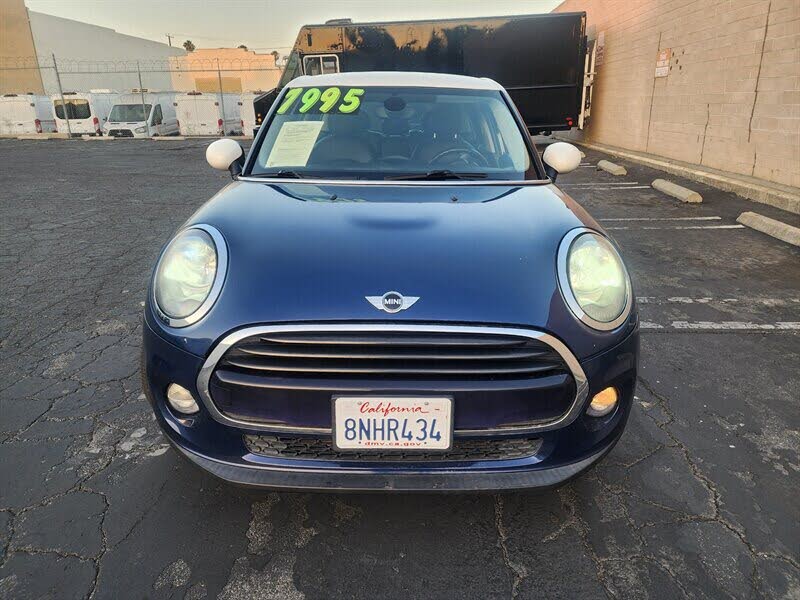2016 MINI Cooper 4-Door Hatchback FWD