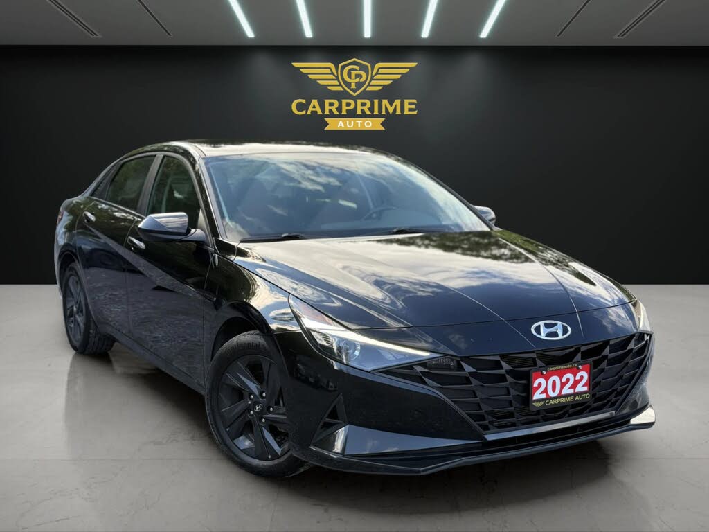 2022 Hyundai Elantra Preferred FWD