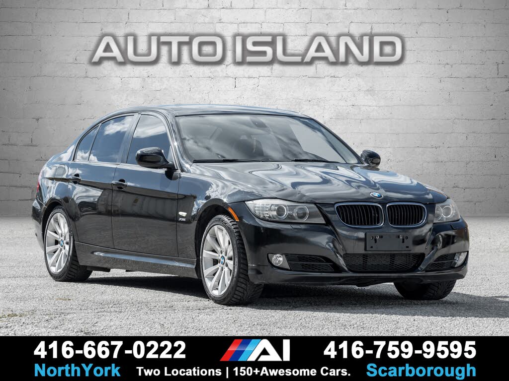 BMW 3 Series 328i xDrive Sedan AWD 2011