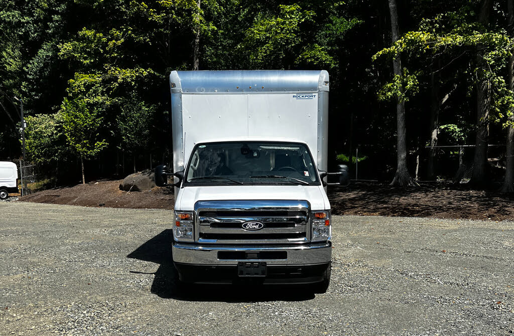 2026 Ford E-Series Chassis E-350 SD Cutaway 138 RWD