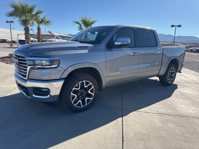 2026 RAM 1500 Laramie Crew Cab 4WD