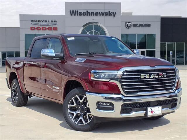 2026 RAM 1500 Laramie Crew Cab 4WD