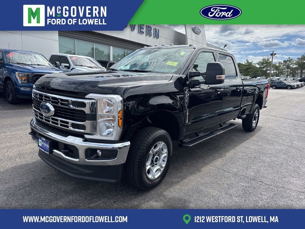 2026 Ford F-350 Super Duty XLT Crew Cab 4WD