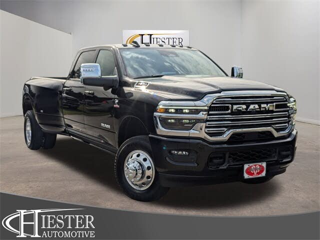 2026 RAM 3500 Laramie Crew Cab LB DRW 4WD