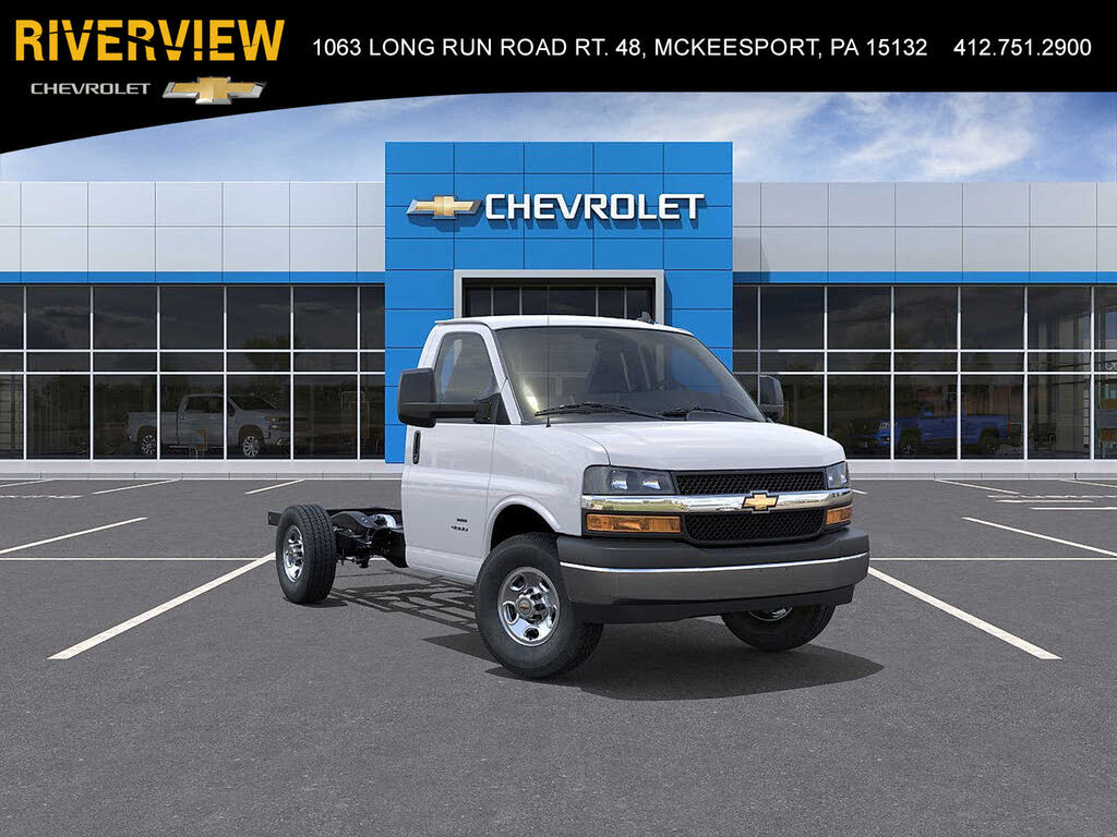 2025 Chevrolet Express Chassis 3500 Cutaway 139