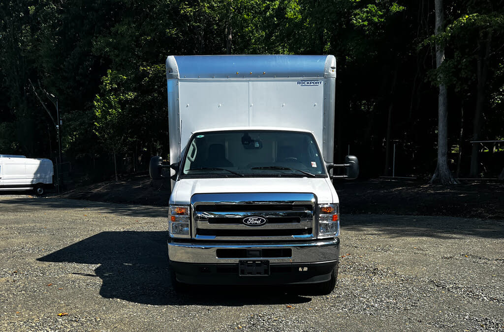 2026 Ford E-Series Chassis E-350 SD Cutaway 138 RWD