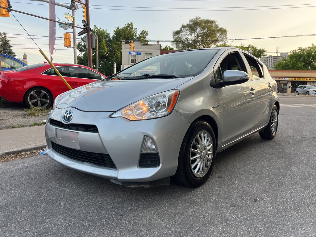 2014 Toyota Prius c Four