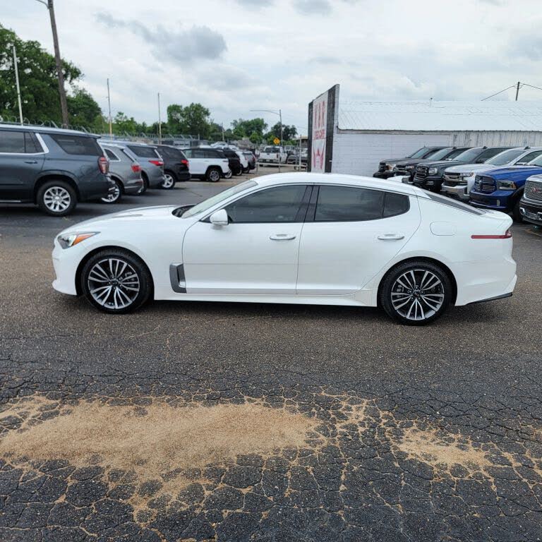 2019 Kia Stinger 2.0L RWD