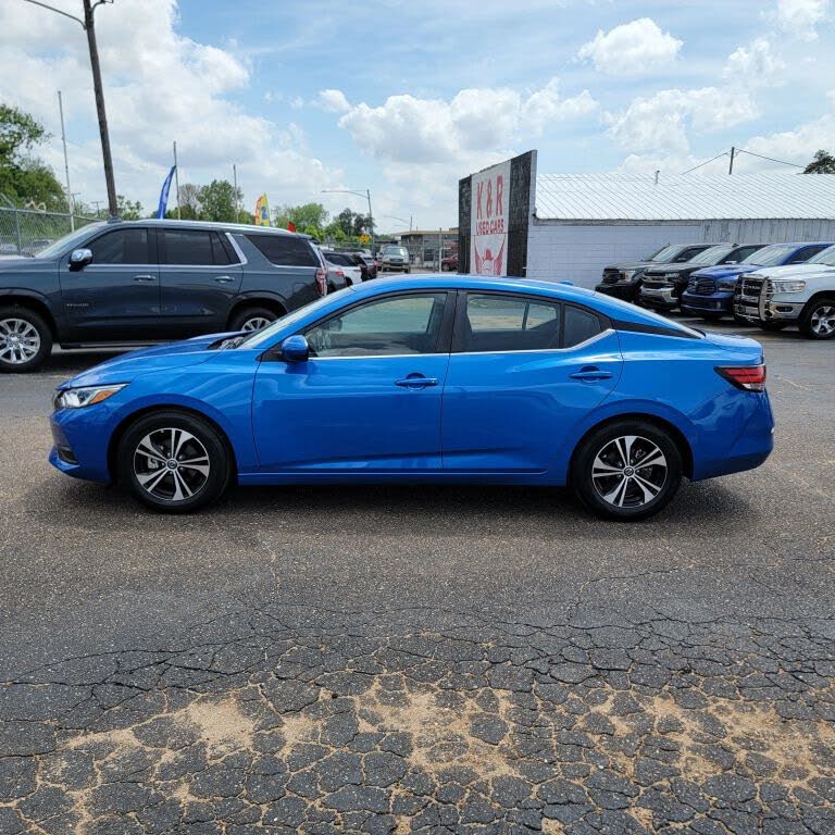 2022 Nissan Sentra SV FWD