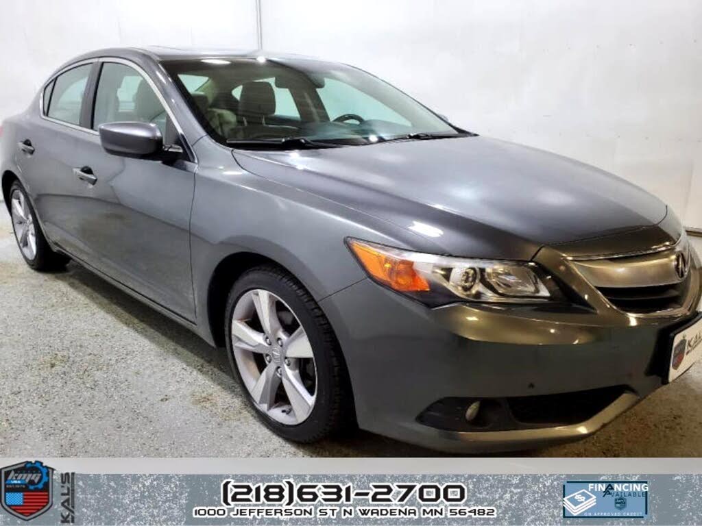 2013 Acura ILX 2.0L FWD with Premium Package