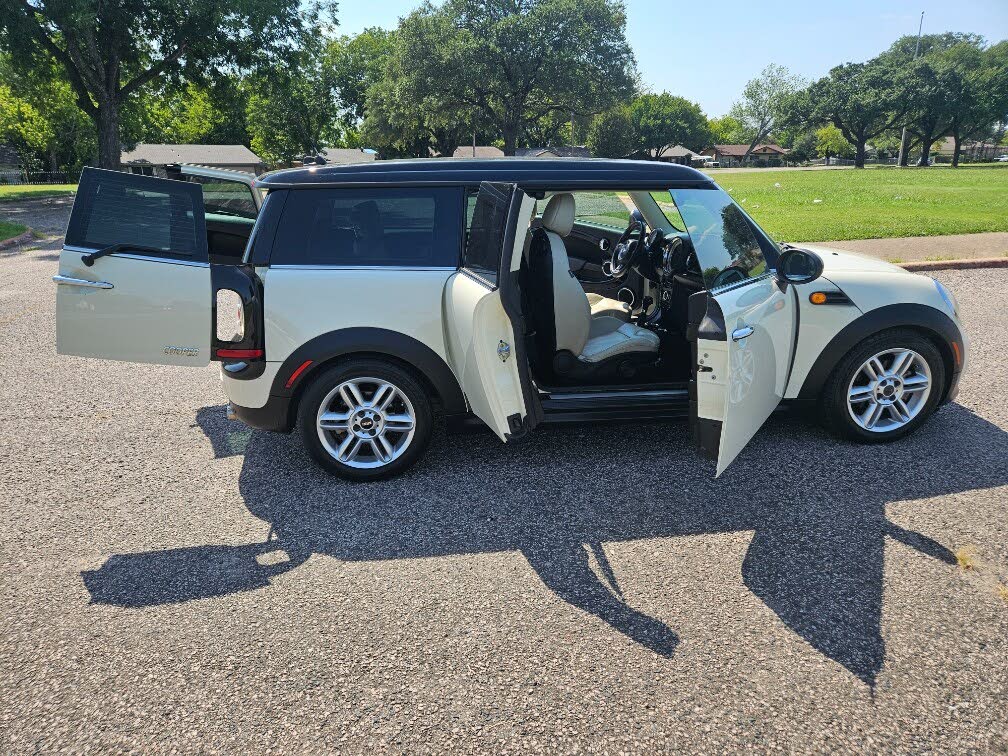 2013 MINI Cooper Clubman John Cooper Works FWD