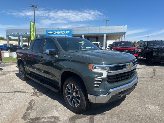 2026 Chevrolet Silverado 1500 LT Crew Cab 4WD