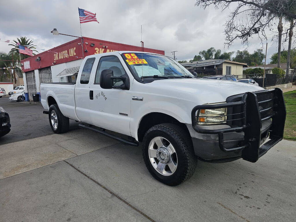 2005 Ford F-250 Super Duty XL Extended Cab 4WD