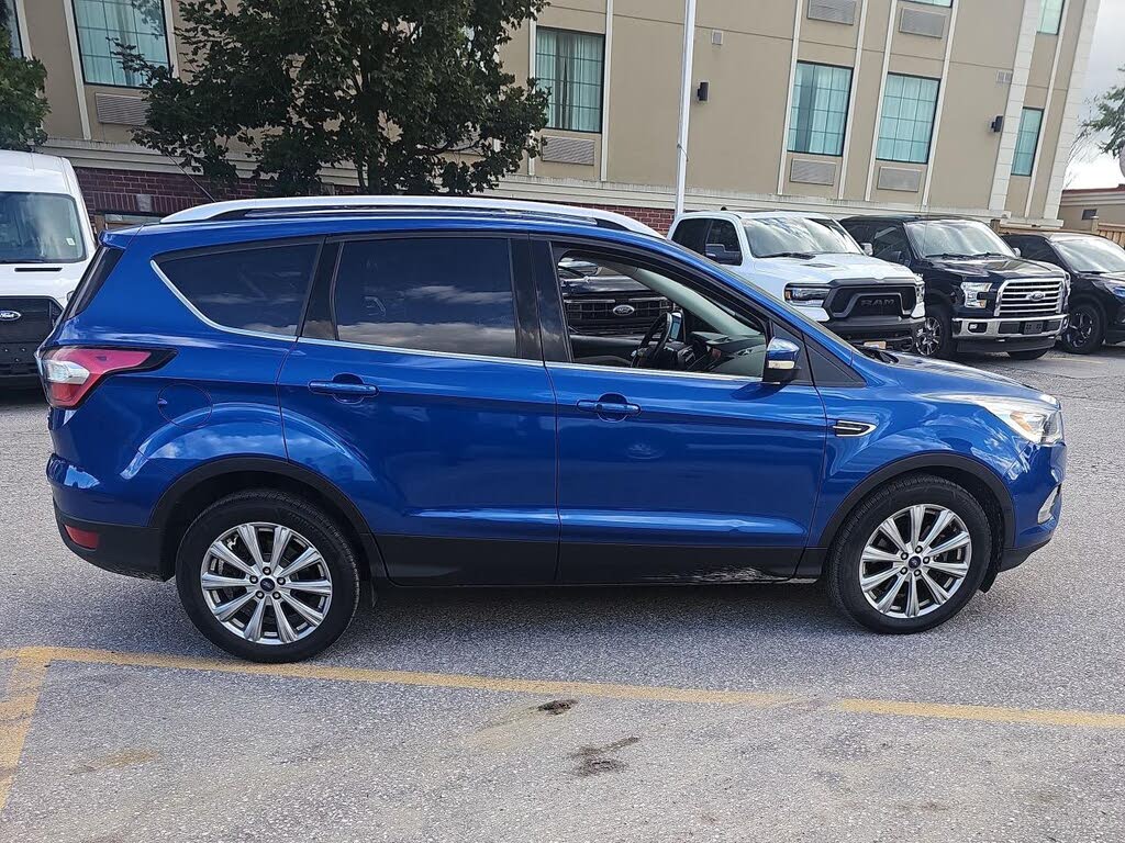 2017 Ford Escape Titanium FWD