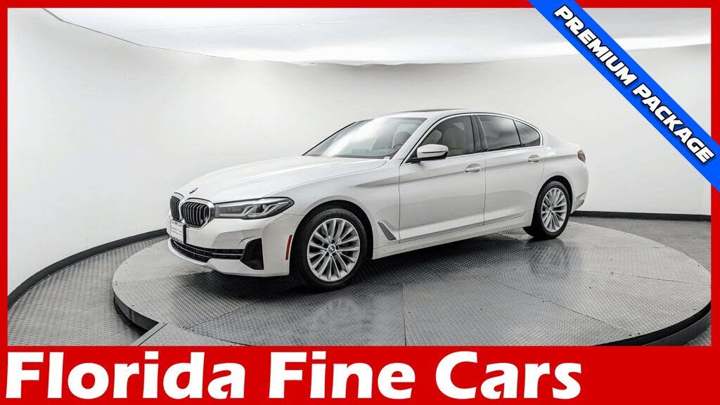 2022 BMW 5 Series 530i RWD