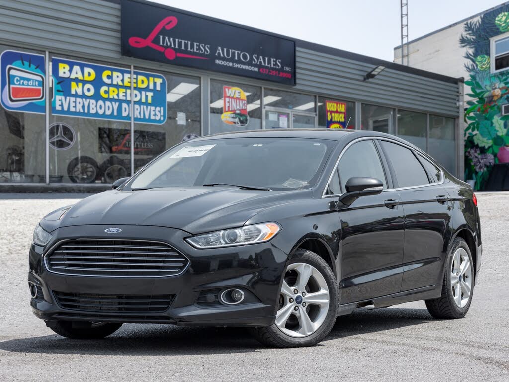 2013 Ford Fusion SE