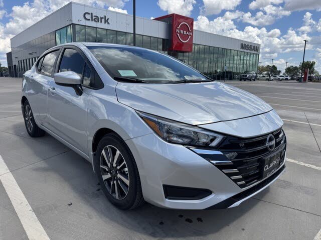 2025 Nissan Versa SV FWD