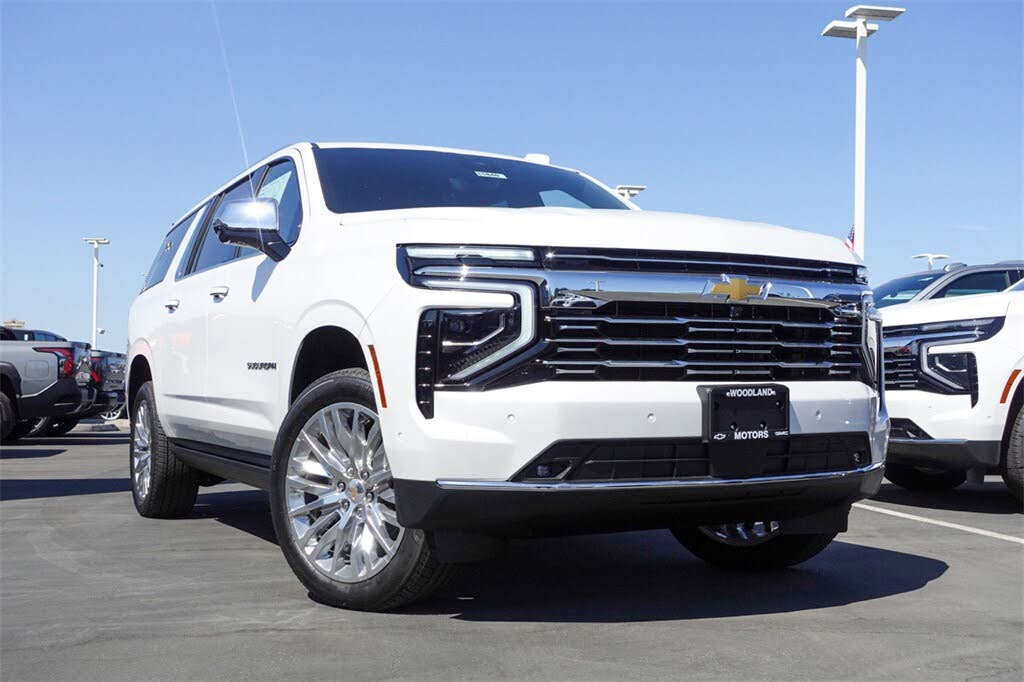 2025 Chevrolet Suburban Premier 4WD