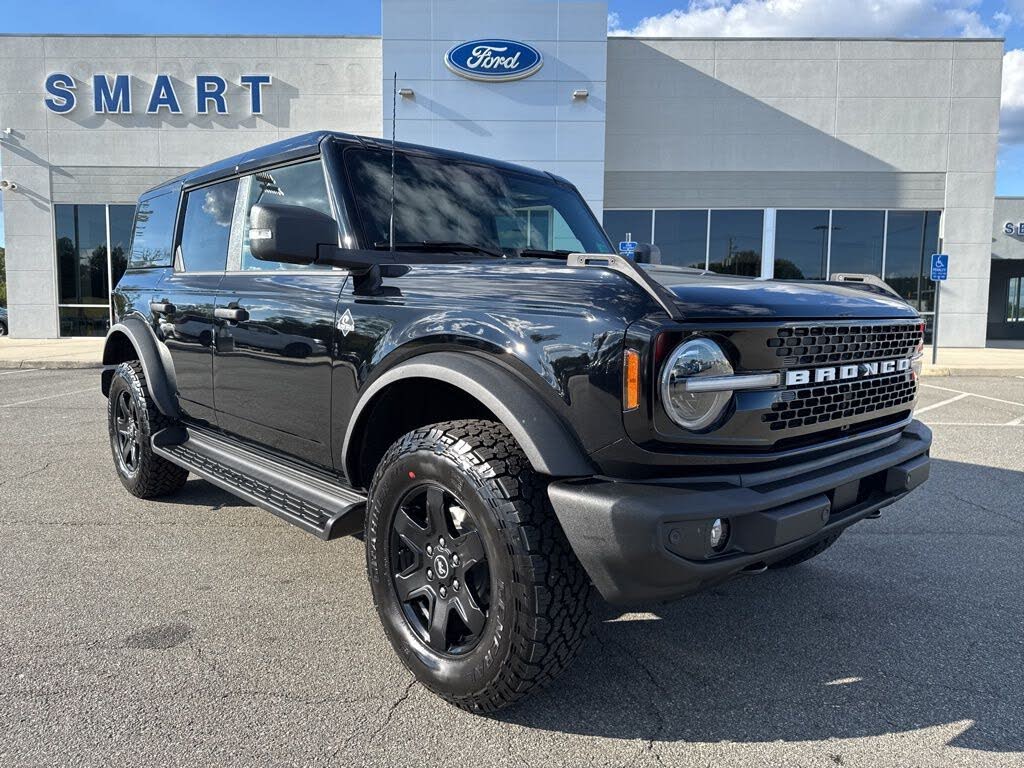 2025 Ford Bronco Outer Banks 4-Door 4WD