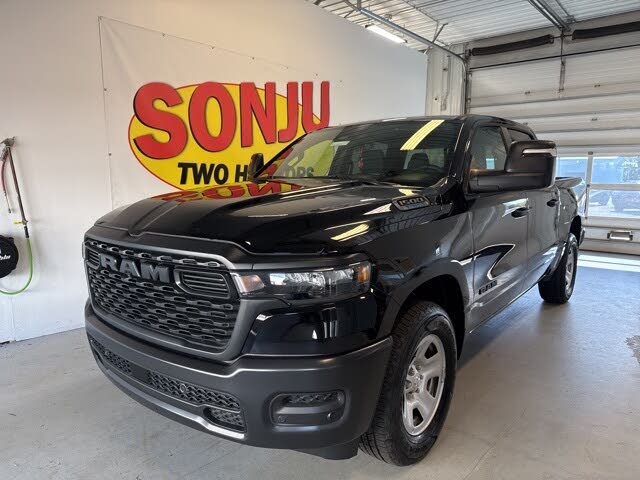 2025 RAM 1500 Tradesman Crew Cab 4WD