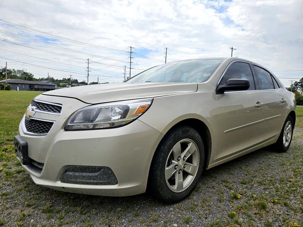 2013 Chevrolet Malibu LS FWD