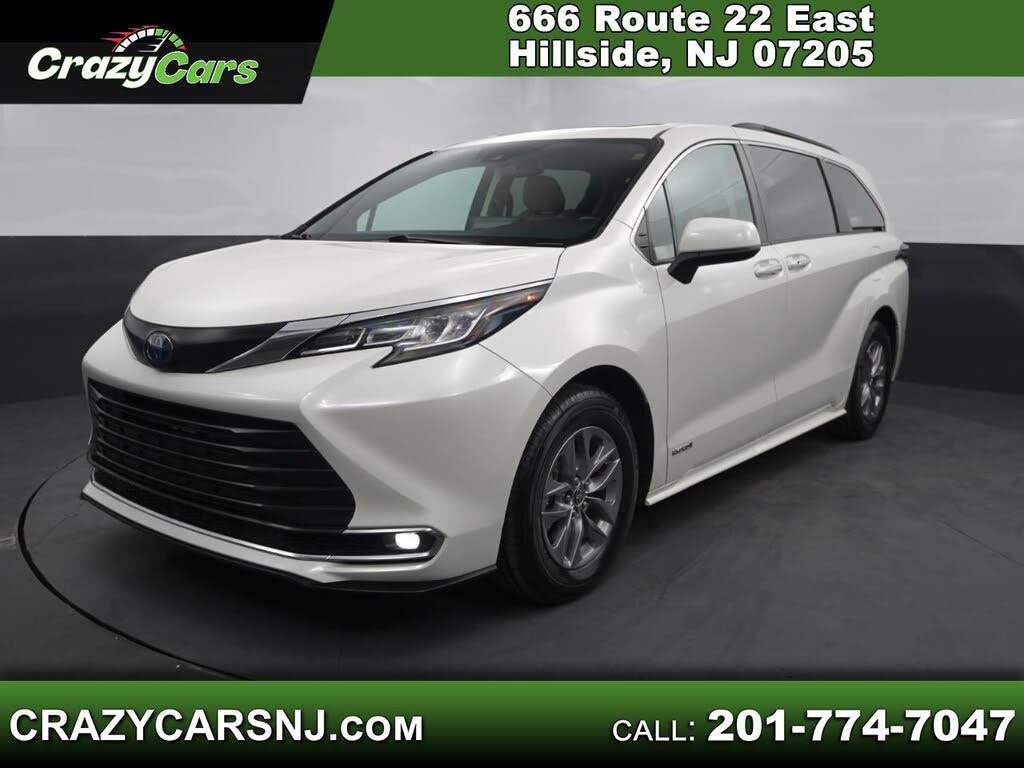 2021 Toyota Sienna XLE 7-Passenger FWD
