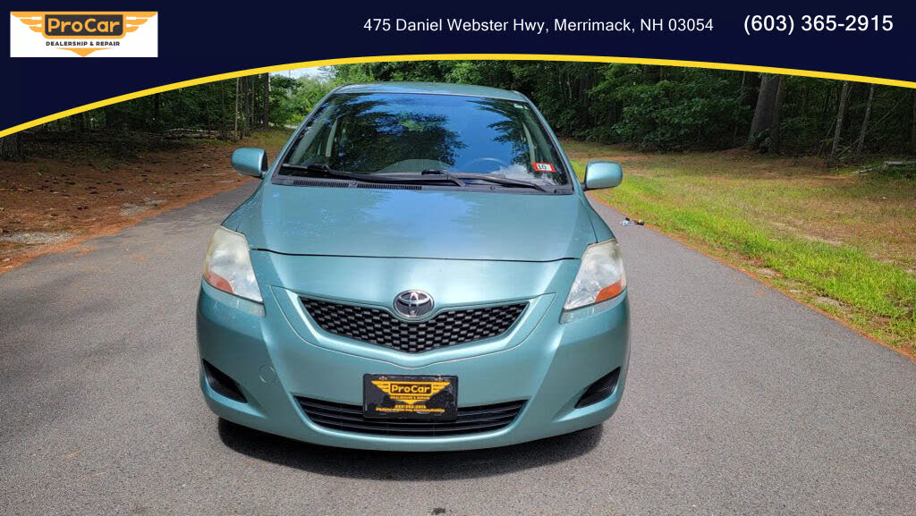 2010 Toyota Yaris Sedan