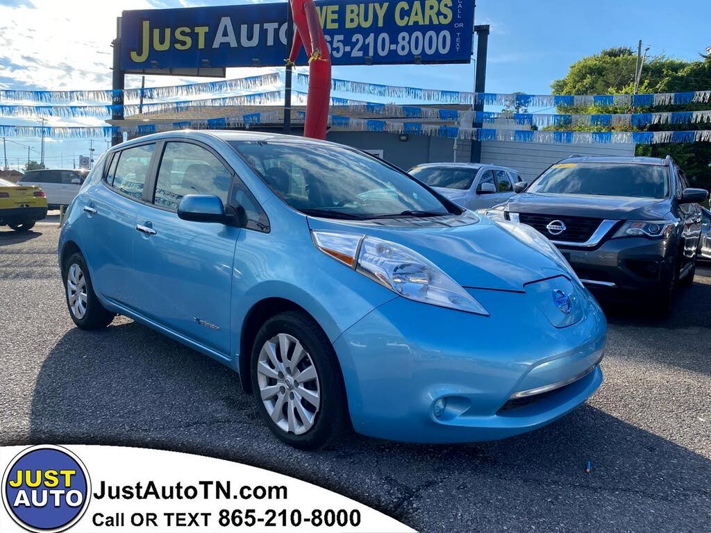 2015 Nissan LEAF S