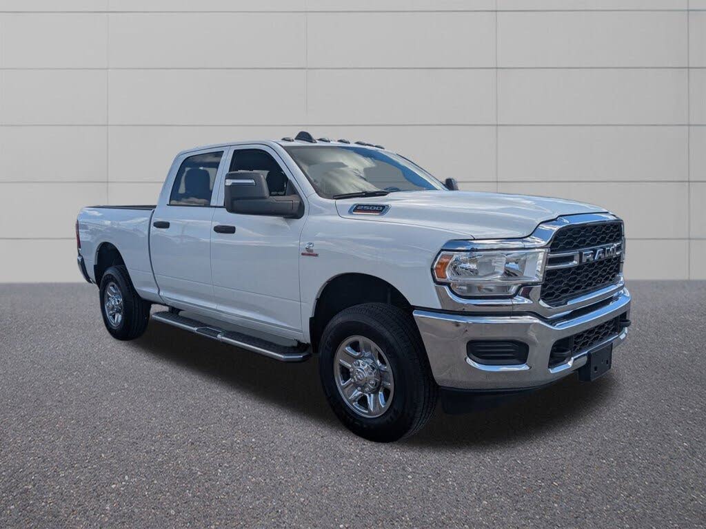 2024 RAM 2500 Tradesman Crew Cab 4WD