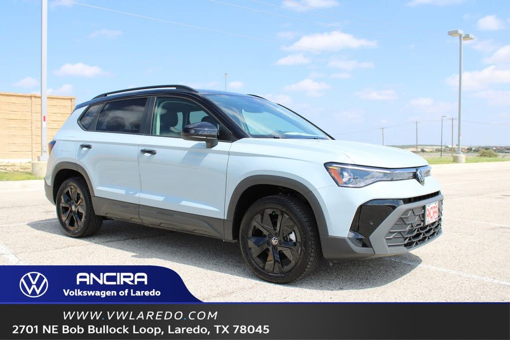 2025 Volkswagen Taos SE Black FWD