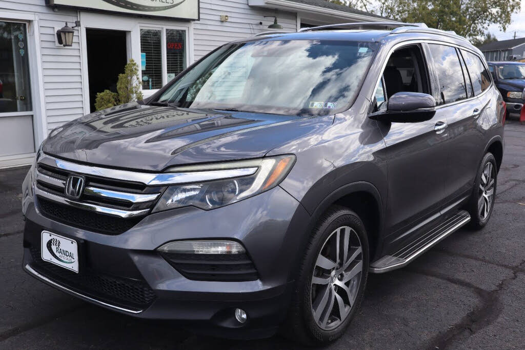 2017 Honda Pilot Touring AWD