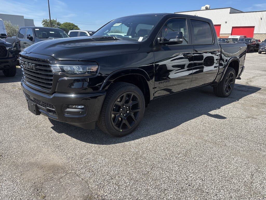 2026 RAM 1500 Laramie Crew Cab 4WD