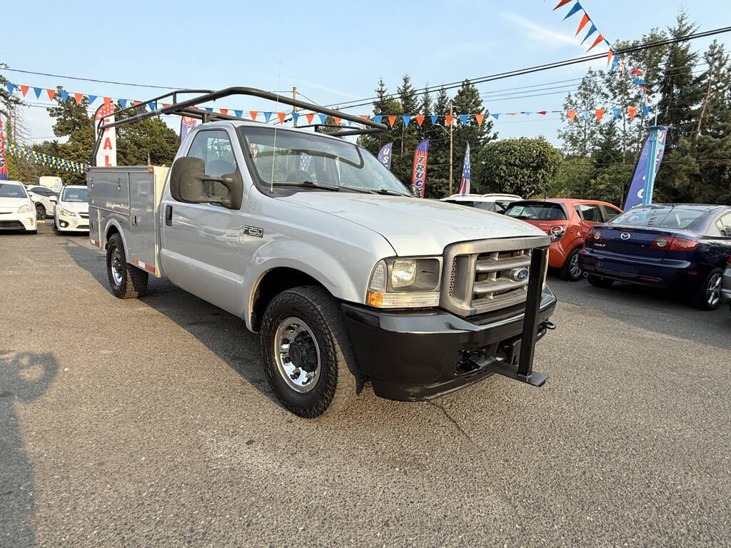 2004 Ford F-250 Super Duty XL Regular Cab LB RWD