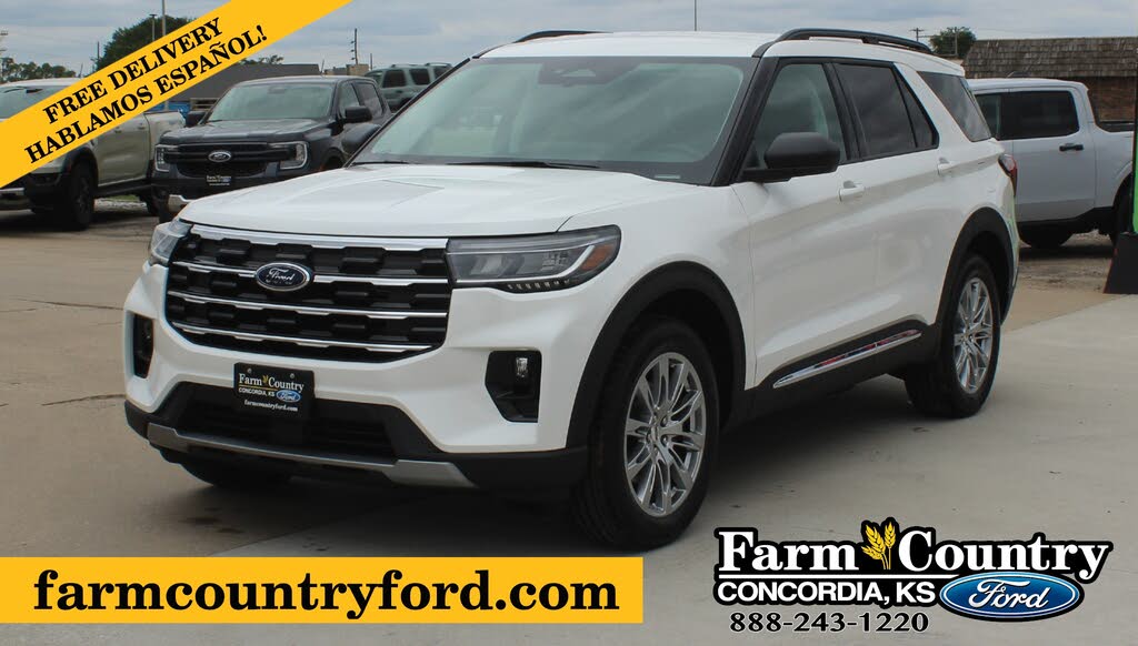 2025 Ford Explorer Active AWD