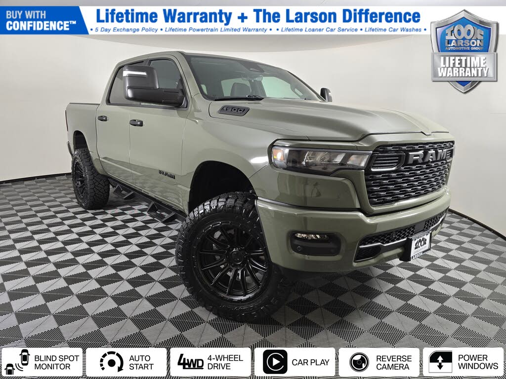 2026 RAM 1500 Express Crew Cab 4WD