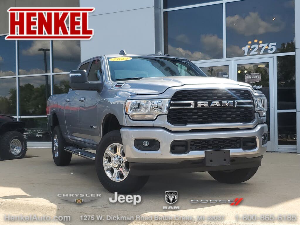 2024 RAM 2500 Big Horn Crew Cab 4WD