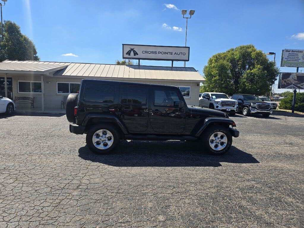 2015 Jeep Wrangler Unlimited Sahara 4WD