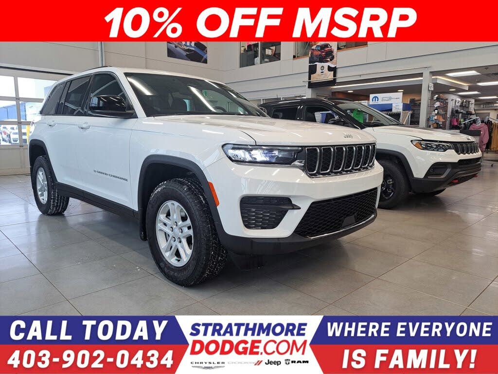 2024 Jeep Grand Cherokee Laredo 4WD