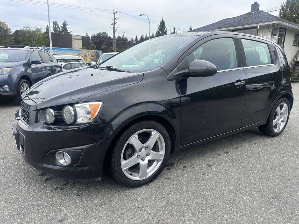 2014 Chevrolet Sonic LT Hatchback FWD