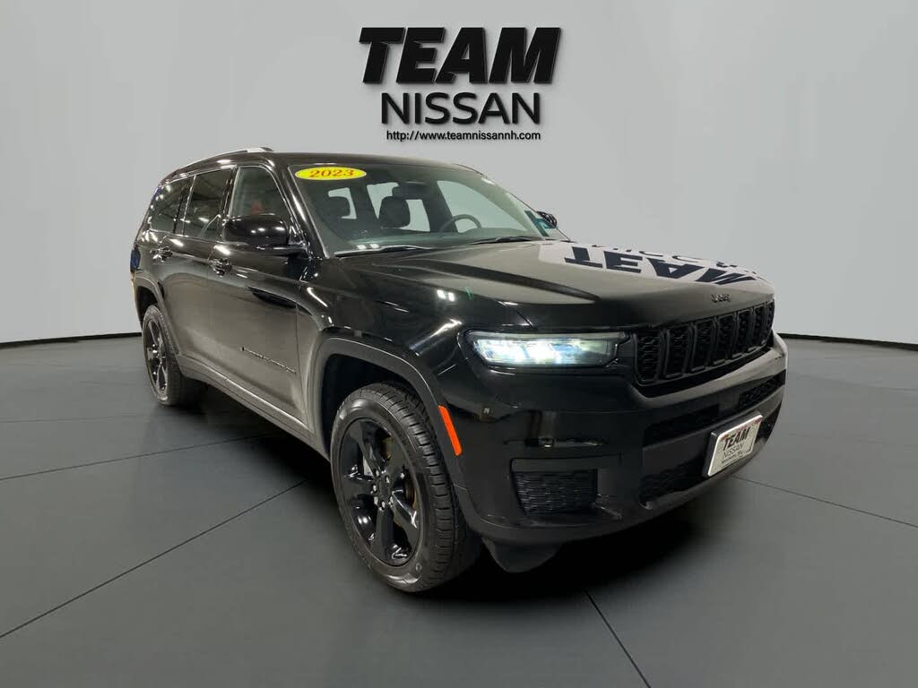 2023 Jeep Grand Cherokee L Altitude 4WD