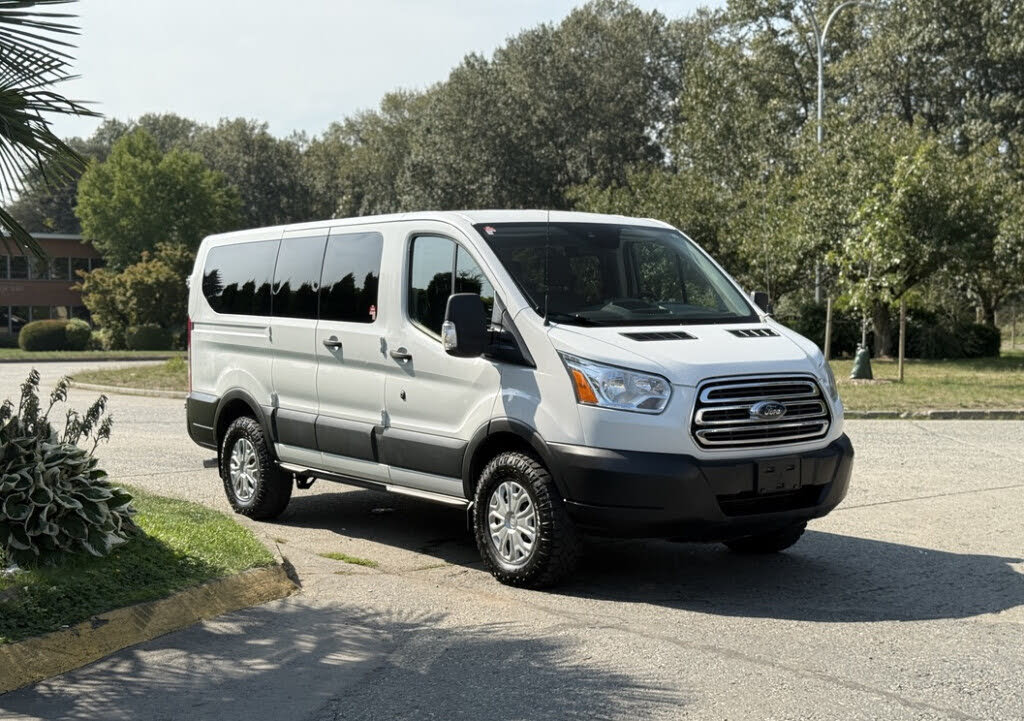 2017 Ford Transit Passenger 150 XLT Low Roof RWD with 60/40 Passenger-Side Doors