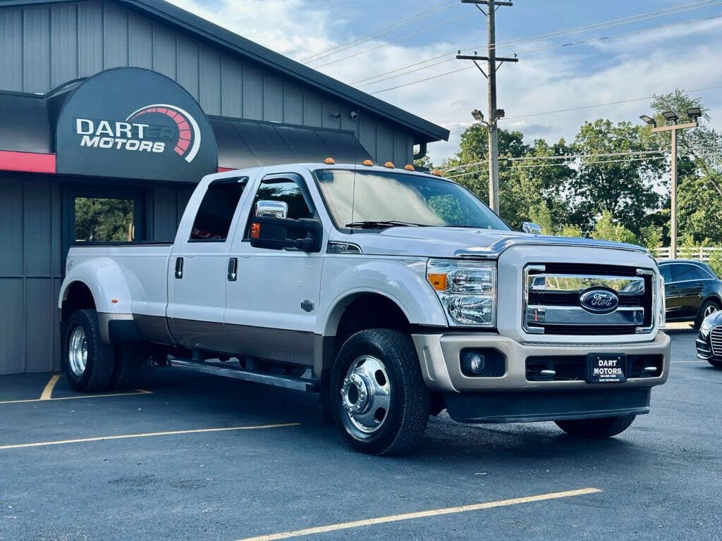 2013 Ford F-450 Super Duty King Ranch Crew Cab LB DRW 4WD