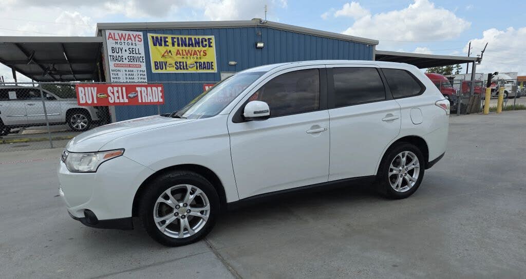 2014 Mitsubishi Outlander SE