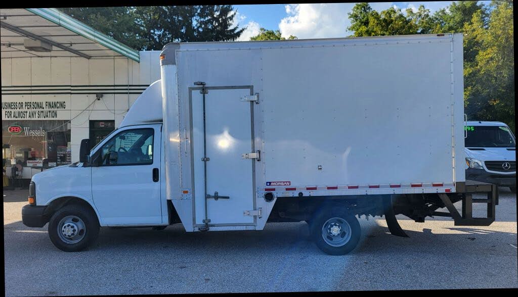 2016 Chevrolet Express Chassis 3500 159 Cutaway with 1WT RWD