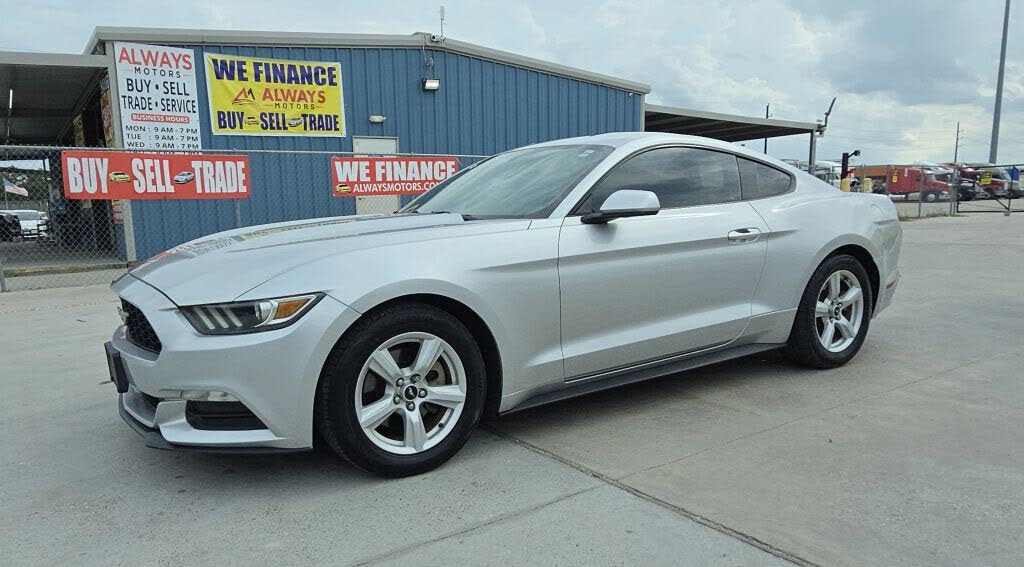 2016 Ford Mustang V6 Coupe RWD
