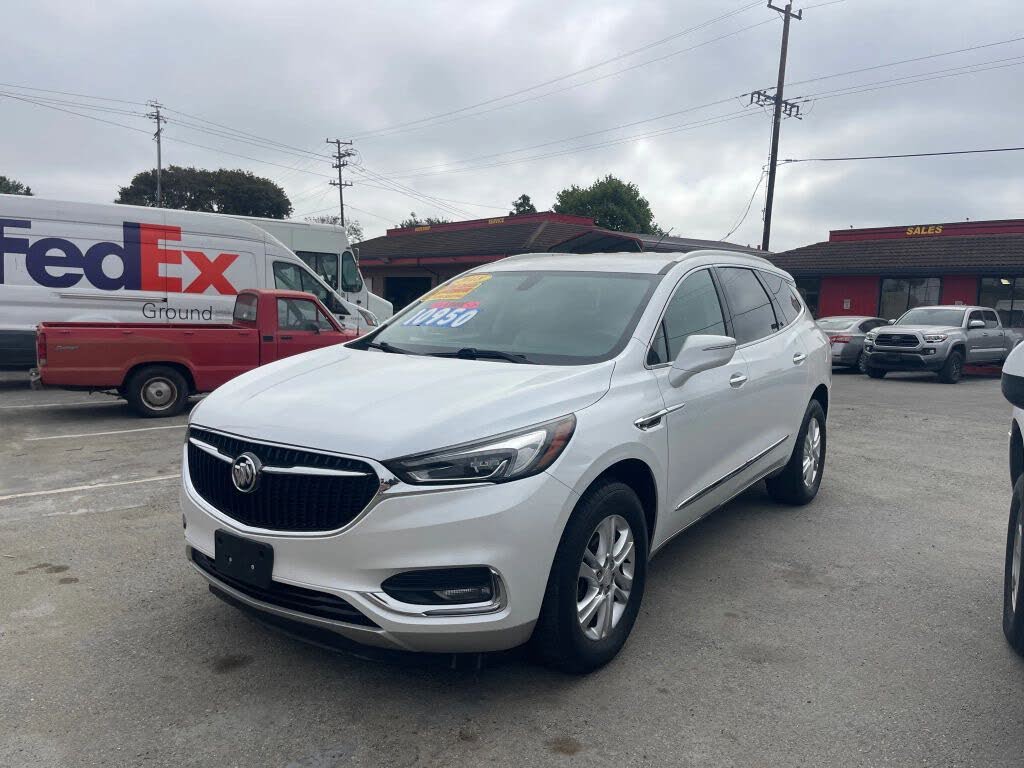 2018 Buick Enclave Essence FWD